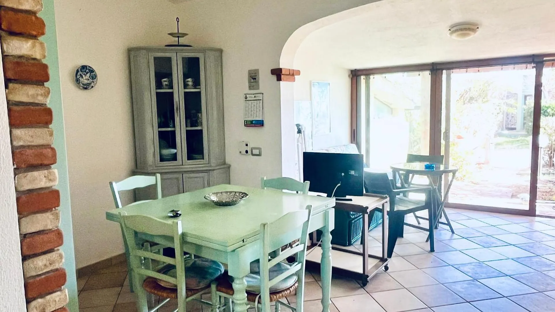 Semesterbostad Villa Azzurra A Due Passi Dal Mare Is Traias