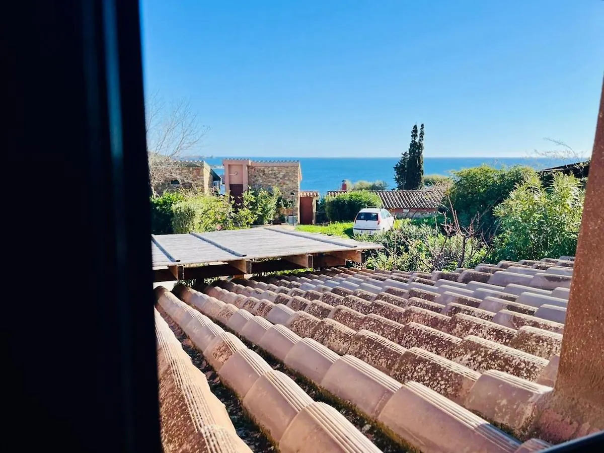 Villa Azzurra A Due Passi Dal Mare Is Traias Semesterbostad