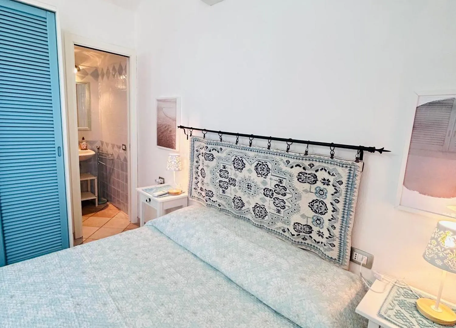 Is Traias Villa Azzurra A Due Passi Dal Mare בית נופש Is Traias
